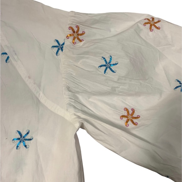 💕💙Maeve Embroidered Buttondown 💙💕 - Picture 7 of 12